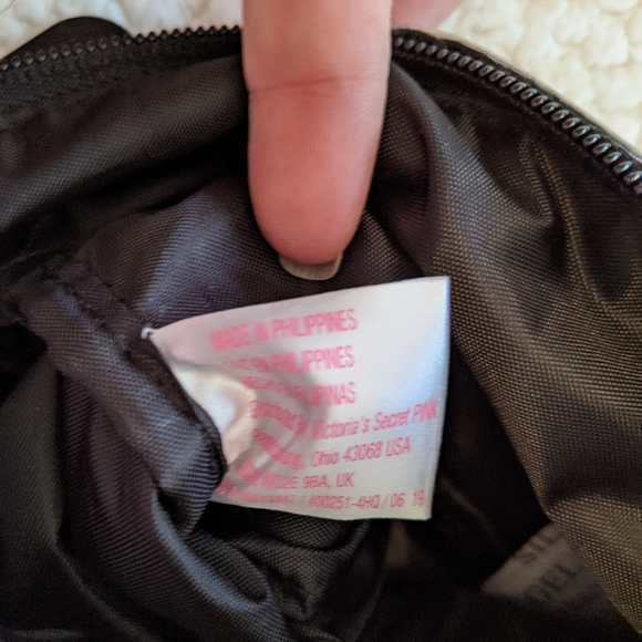 VS PINK Crossbody Purse - Picture 2 of 7